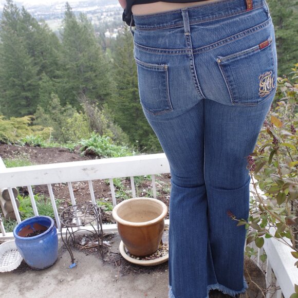 Bell-bottom 7 For All Mankind Size 28 - Picture 10 of 15